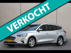 Ford Focus Wagon - 1.0 EcoBoost Trend Edition Business | Navigatie | Trekhaak | Parkeersensoren v+a