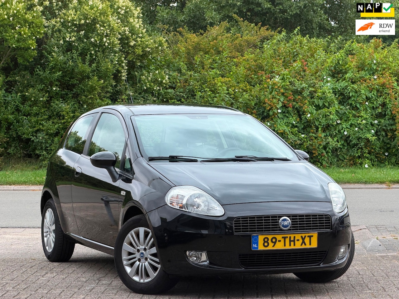 Fiat Grande Punto - 1.2 / APK / AIRCO - AutoWereld.nl