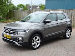 Volkswagen T-Cross - 1.0 TSI Style Automatische airco, navigatie, achteruitrij camera, ledverlichting, parkeers