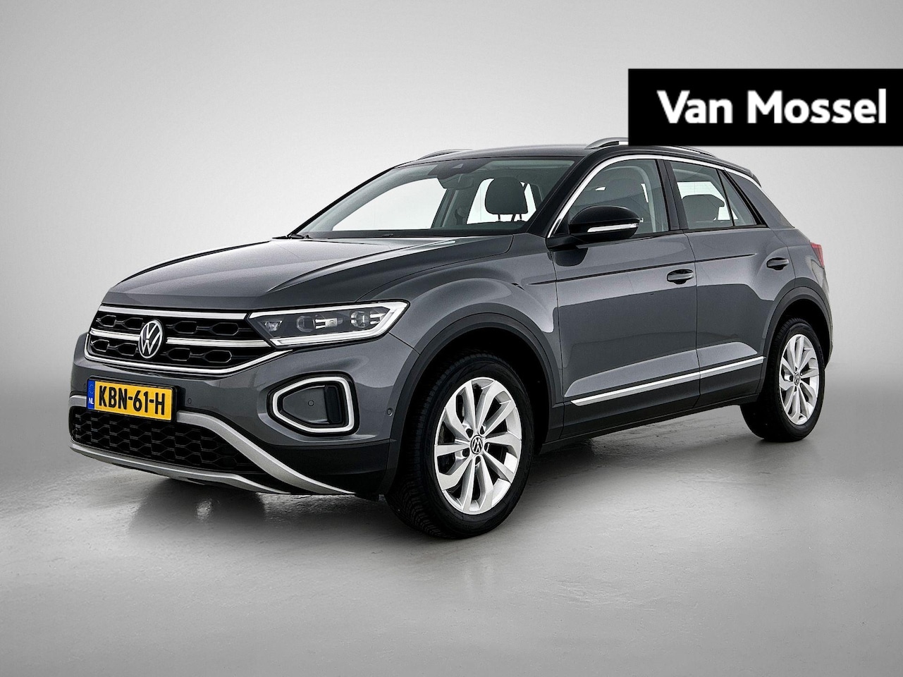 Volkswagen T-Roc - 1.5 TSI Style | 150 PK | Automaat | Keyless | Digital Cockpit PRO | Stoelverwarming | Park - AutoWereld.nl
