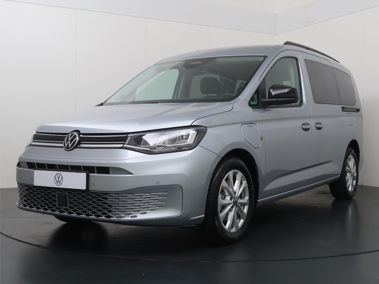 Volkswagen Caddy Maxi - 1.5 TSI Hybride Life DSG 7-Persoons | 150 PK | SoH 100% | Adaptive Cruise Control | Achter - AutoWereld.nl