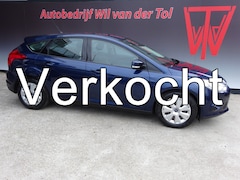 Ford Focus - 1.6 ECOBOOST TREND | NAVI | CRUISE | TREKHAAK | NL-AUTO | NIEUWE APK