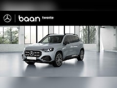 Mercedes-Benz GLB - 200 Business Solution AMG | Vast panoramadak | Nightpakket | Spiegelpakket | Parkeerpakket