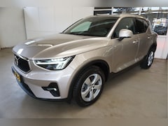 Volvo XC40 - 2.0 B3 Plus Stoel/stuur-verw. Pilootassistentie