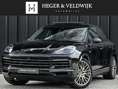 Porsche Cayenne - 3.0 E-Hybrid Platinum Edition | Panoramadak | 360 Camera | Bose | Sport Chrono | Ambiance