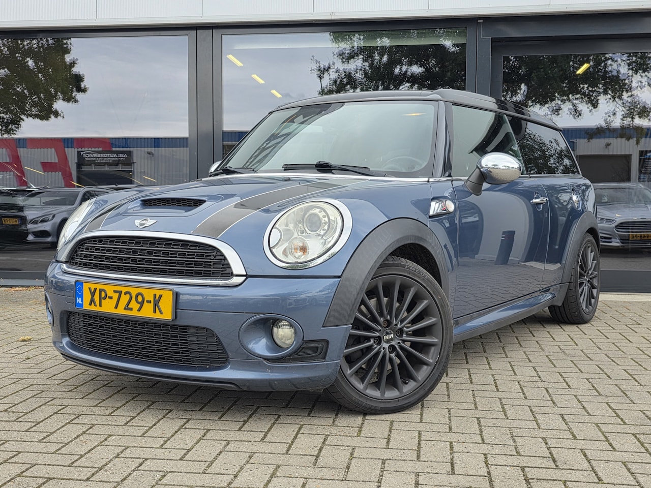 MINI Clubman - 1.6 Cooper S Chili + PANO DAK + HARMAN KARDON + XENON - AutoWereld.nl