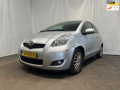 Toyota Yaris - 1.3 VVTi Dynamic EXPORT