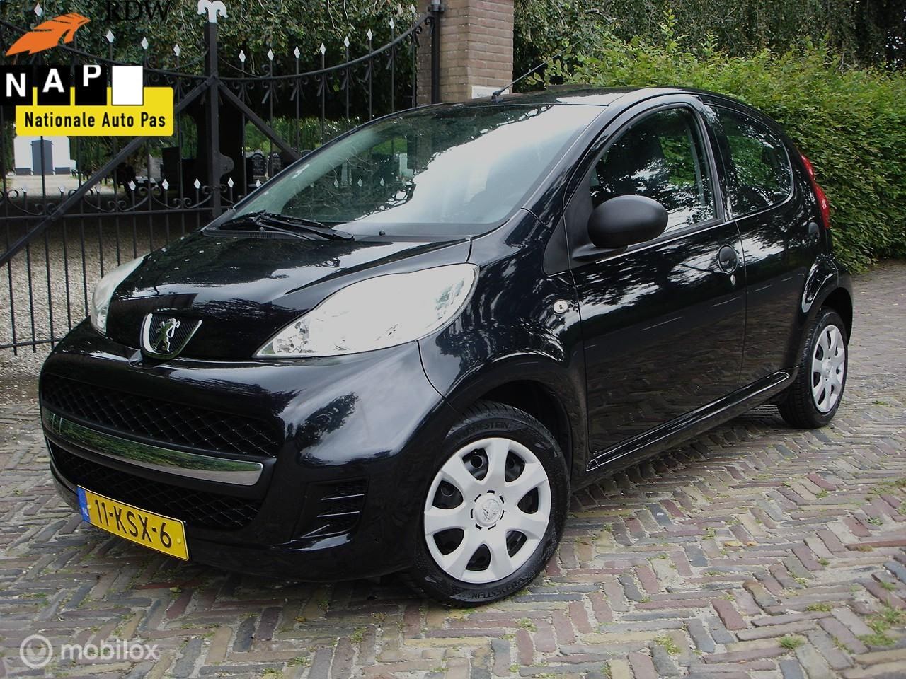 Peugeot 107 - 1.0-12V XR (Bj 2010') Orig.NL | APK 07-07-2027' - AutoWereld.nl