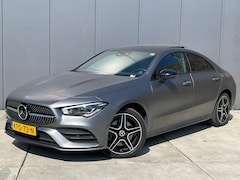 Mercedes-Benz CLA-Klasse - 250 e AMG Line | Designo Magno Mountaingrau | Panoramadak | Sfeerverlichting | Widescreen
