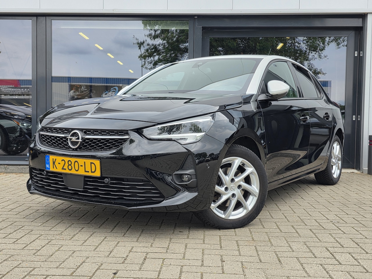 Opel Corsa - 1.2 GS Line + APPLE ANDROID + LED + CAMERA + CRUISE - AutoWereld.nl