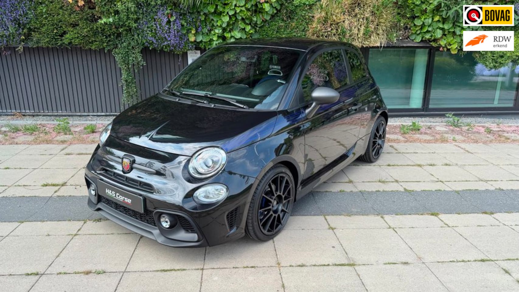 Abarth 595 - 1.4 T-Jet Abarth Turismo Yamaha Racing Limited ONE OF 2000 - AutoWereld.nl