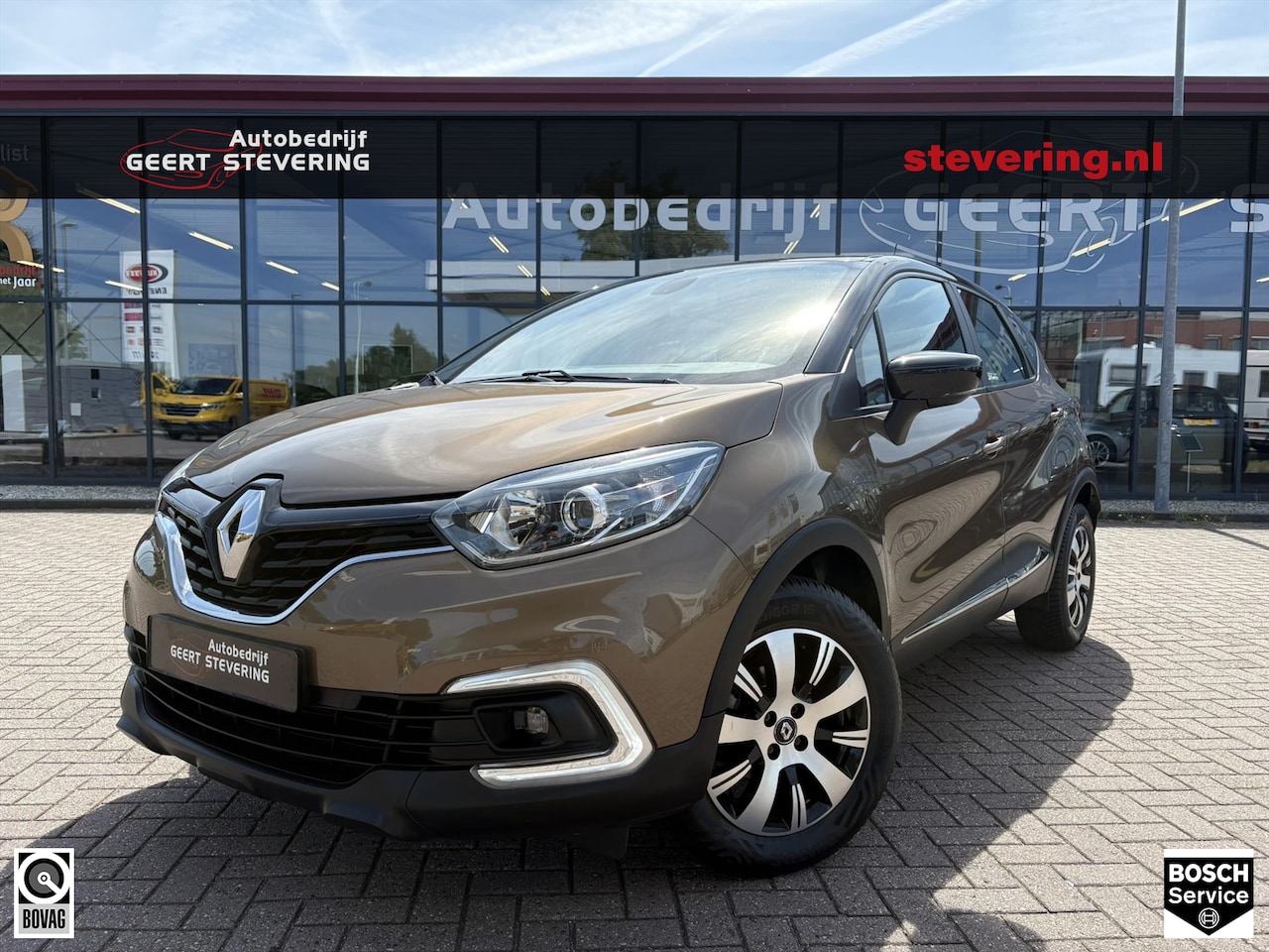 Renault Captur - Energy TCe 90pk S&S / Hoge instap / PDC - A / Cruise - AutoWereld.nl