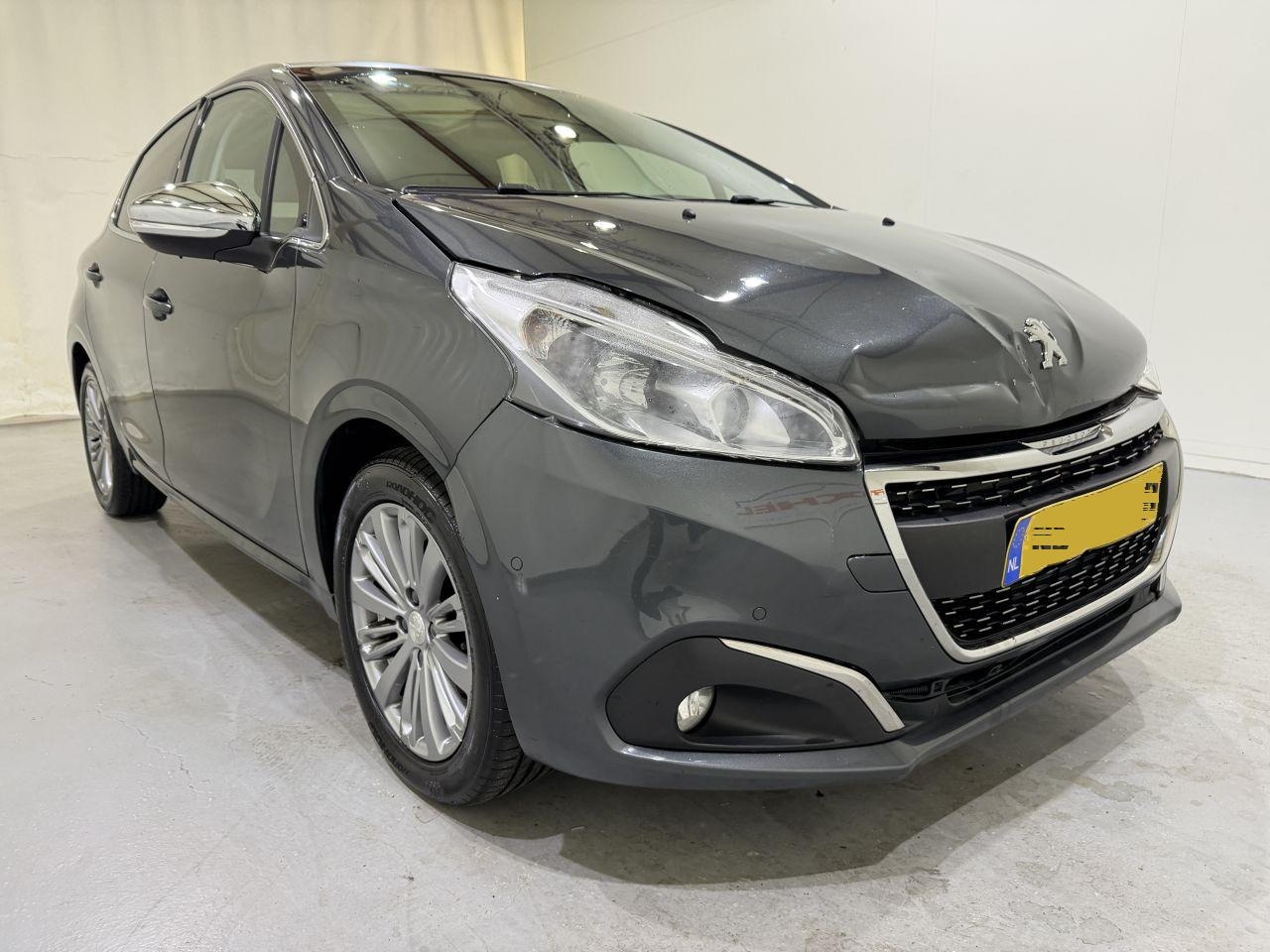 Peugeot 208 - HB 1.2 Allure Navi/Clima/Pano - AutoWereld.nl