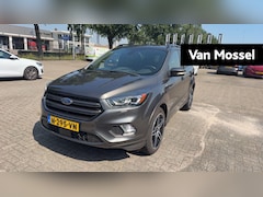 Ford Kuga - 1.5 EcoBoost Vignale Panoramadak | Cruise Control | Winterpack | 19” LMV | 4 Season