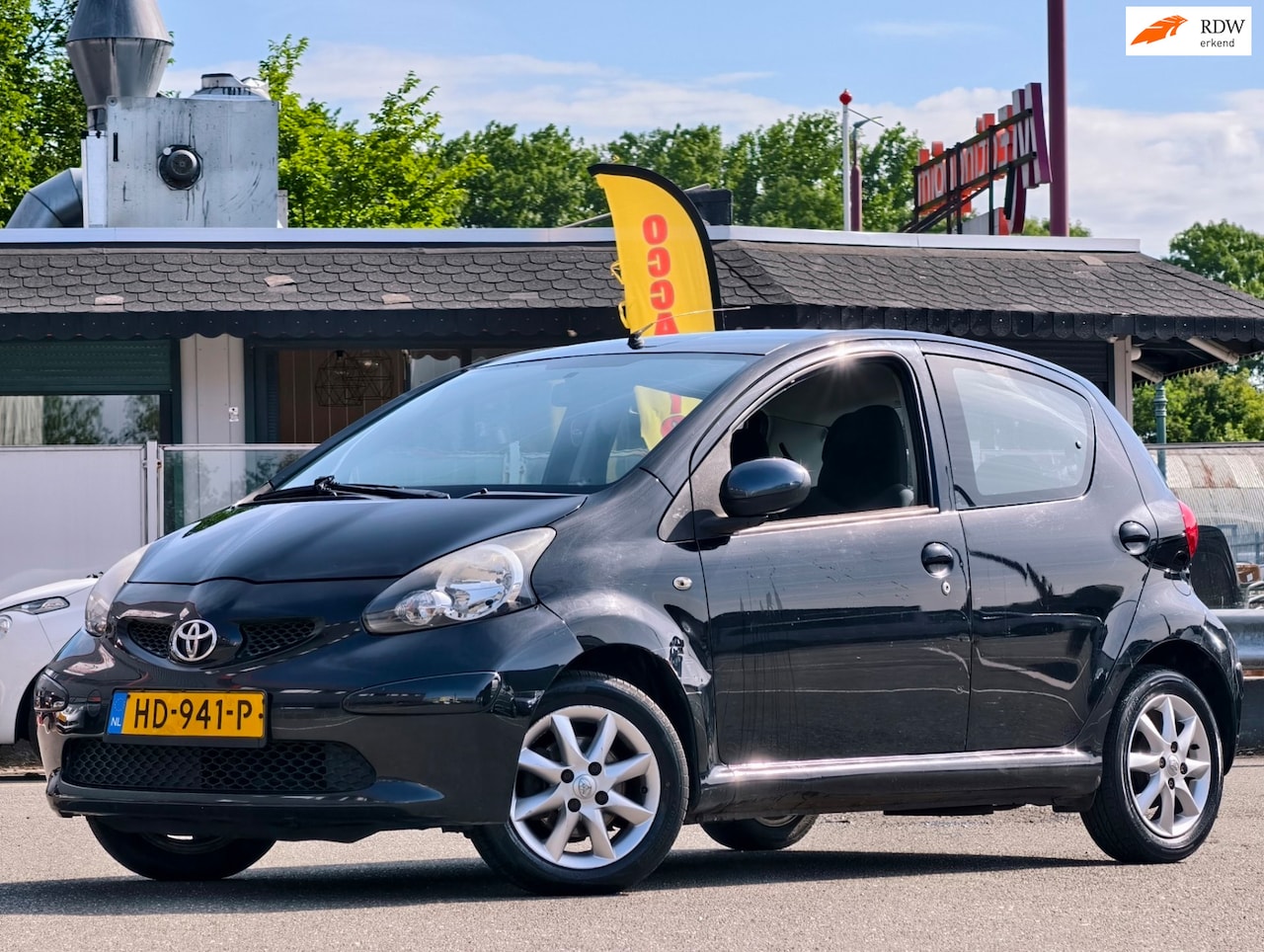 Toyota Aygo - 1.0-12V + // AIRCO / ELEKTR. RAMEN / LM VLG 14" - AutoWereld.nl
