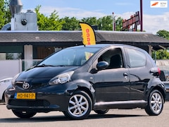 Toyota Aygo - 1.0-12V + // AIRCO / ELEKTR. RAMEN / LM VLG 14"