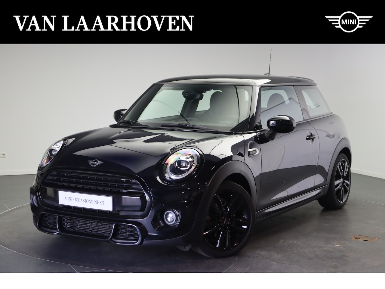 MINI John Cooper Works - Hatchback JCW / Sportstoelen / Comfort Access / Stoelverwarming / Cruise Control / 17" LM - AutoWereld.nl