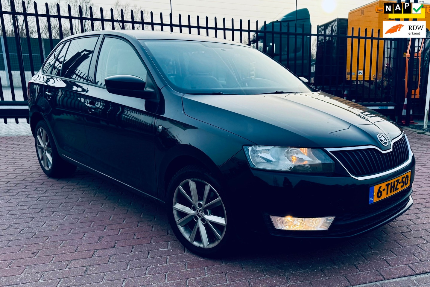 Skoda Rapid Spaceback - 1.4 TSI Greentech Elegance/DSG/Automaat/RIJKLAAR/ - AutoWereld.nl