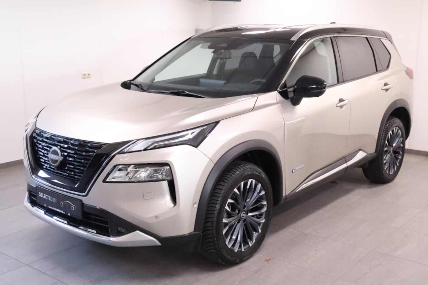 Nissan X-Trail - 1.5 e-4ORCE Tekna 4WD | Two-Tone - AutoWereld.nl