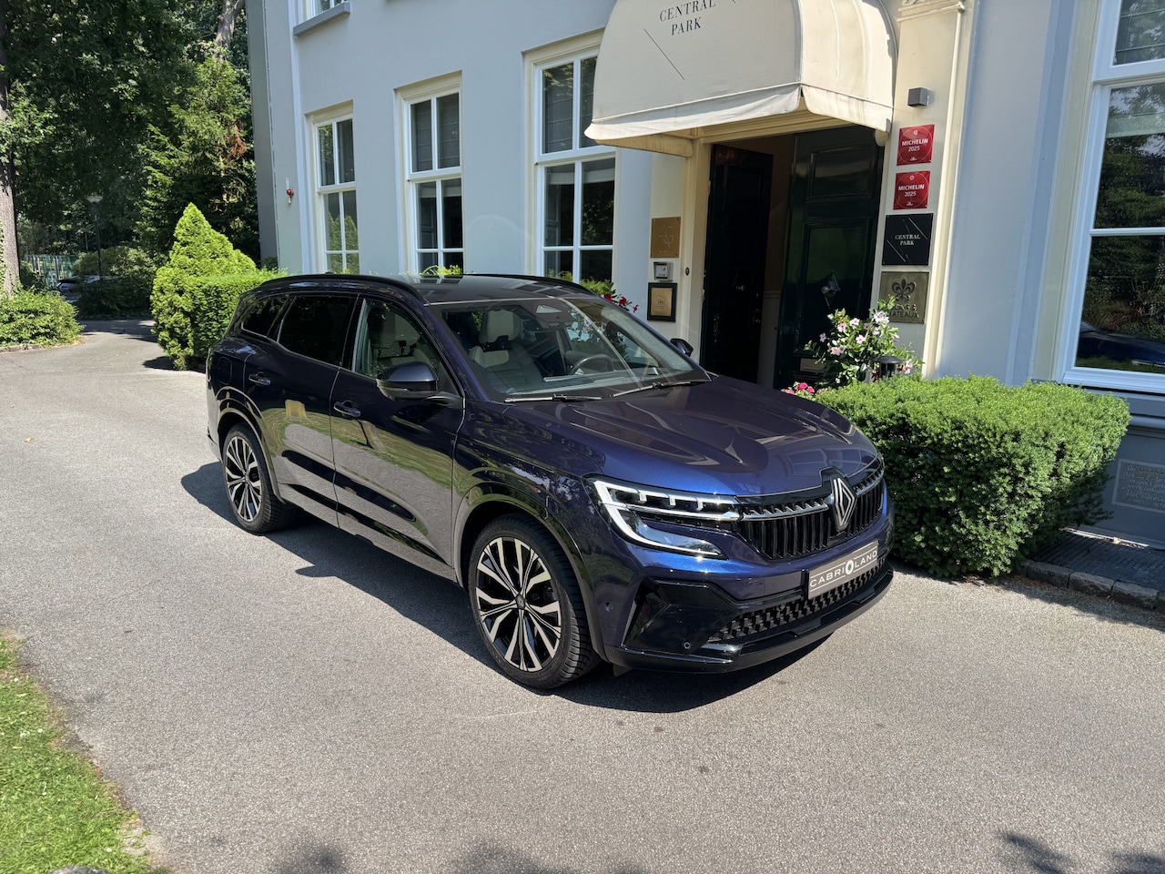 Renault Espace - E-Tech full hybrid 200 7p, Memory, H/K - AutoWereld.nl