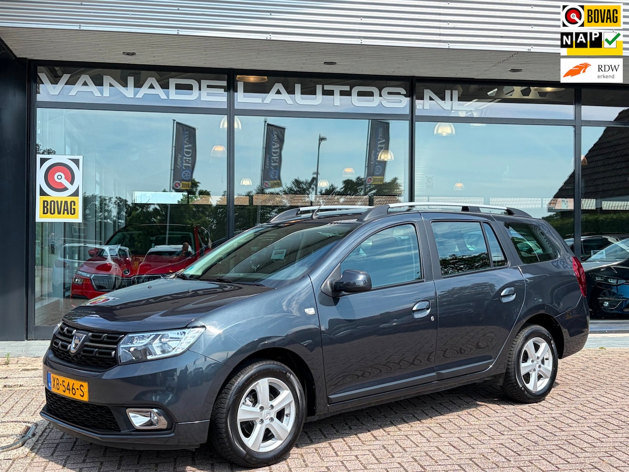 Dacia Logan MCV - TCe Royaal Navi Cruise Camera Trekhaak NL-Auto Nap Dealeronderhouden! - AutoWereld.nl