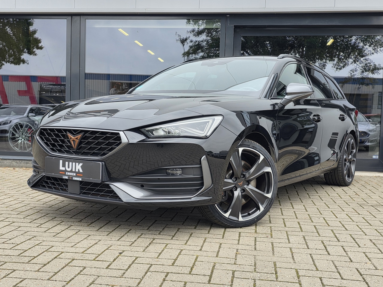 CUPRA Leon Sportstourer - 1.4 e-Hybrid VZ Performance - AutoWereld.nl