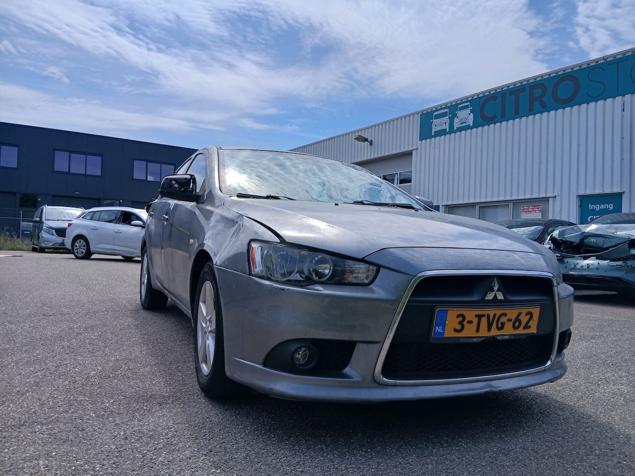 Mitsubishi Lancer Sportback - 1.6 Limited Edition 135.000 km (NAP) — voor de sleutelaar met visie - AutoWereld.nl