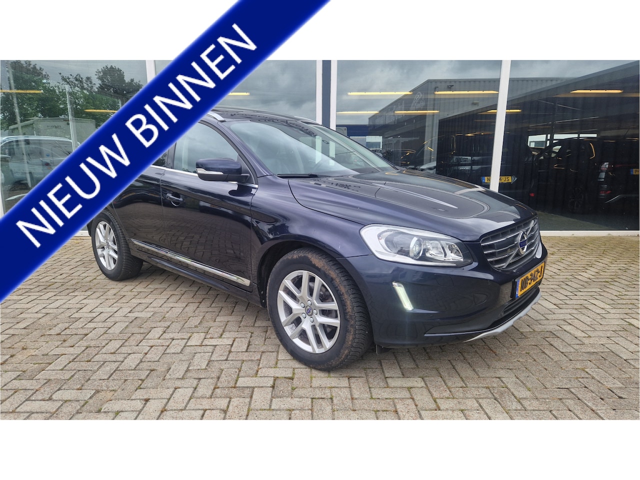 Volvo XC60 - 2.0 T5 Polar+ FWD / Camera / Leer / ACC / Schuif-kantel / Led / - AutoWereld.nl