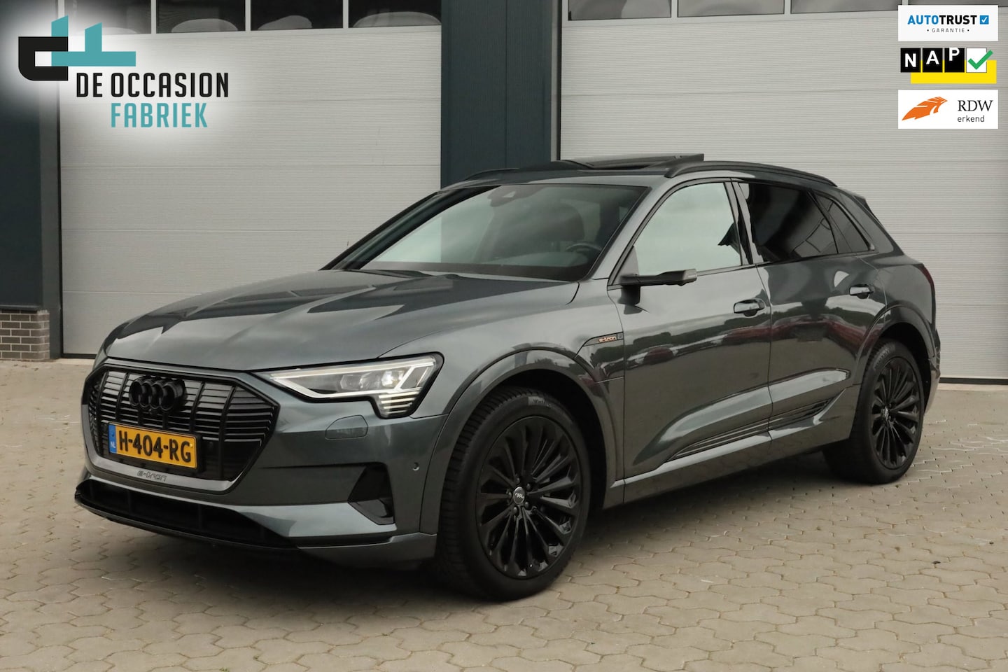 Audi e-tron - E-tron 55 quattro adv. 95 kWh Pano B&O Adaptief Memory Carplay - AutoWereld.nl
