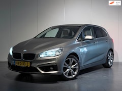 BMW 2-serie Active Tourer - 225i AUT /Clima/Cruise/PDC/Leer/NAVI/BOTS/Xenon/LMV