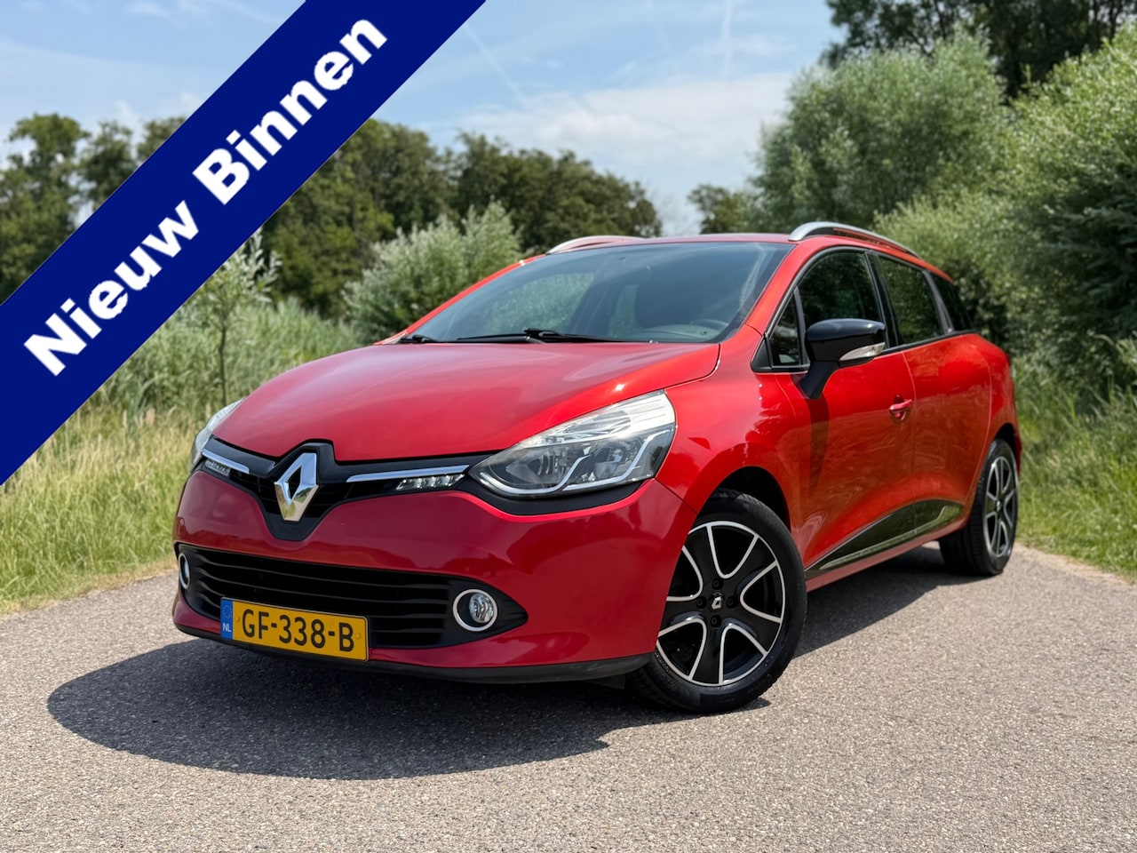 Renault Clio Estate - 0.9 TCe Expression / Airco / Navigatie / Cruise Control / PDC / Led / LM-Velgen / Goed Ond - AutoWereld.nl