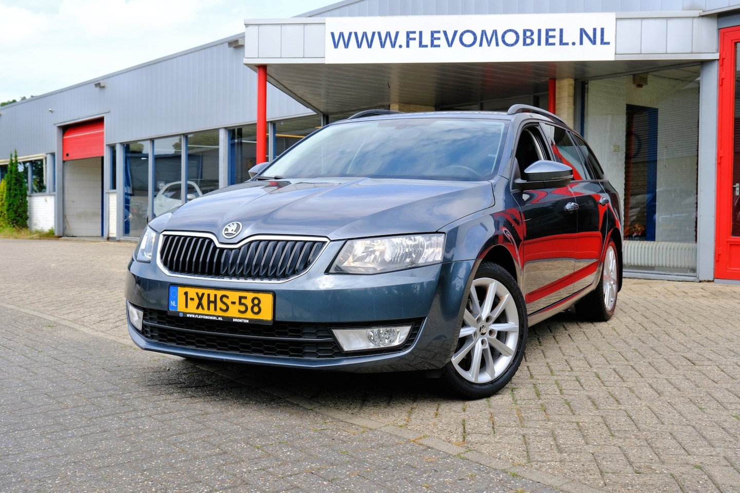 Skoda Octavia Combi - 1.2 TSI Greentech Ambition Navi|Clima|DAB|LMV - AutoWereld.nl