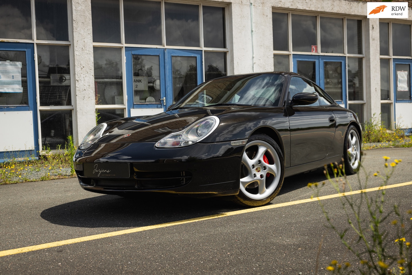 Porsche 911 - 3.4 Coupé Carrera 4 Manual (300pk) Xenon 18" 100% Historie - AutoWereld.nl