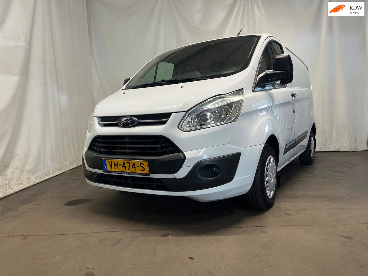 Ford Transit Custom - 290 2.2 TDCI L1H1 Trend - Koppeling Blijft Hangen - Motor Rookt - AutoWereld.nl