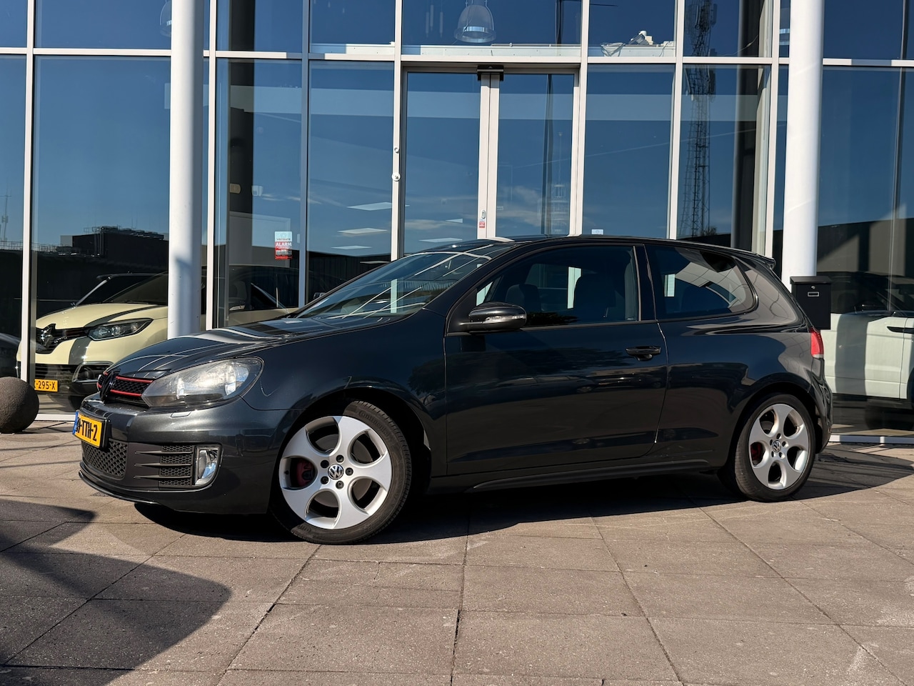Volkswagen Golf - 2.0 GTI Edition 2.0 GTI Edition - AutoWereld.nl