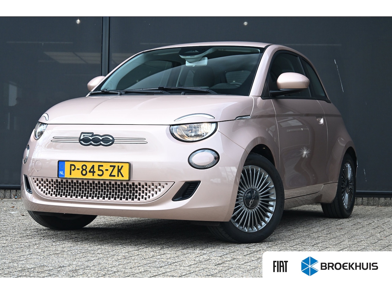 Fiat 500 - Icon 42 kWh | Achteruitrijcamera | Navigatie | Stoelverwarming | Apple Carplay & Android A - AutoWereld.nl