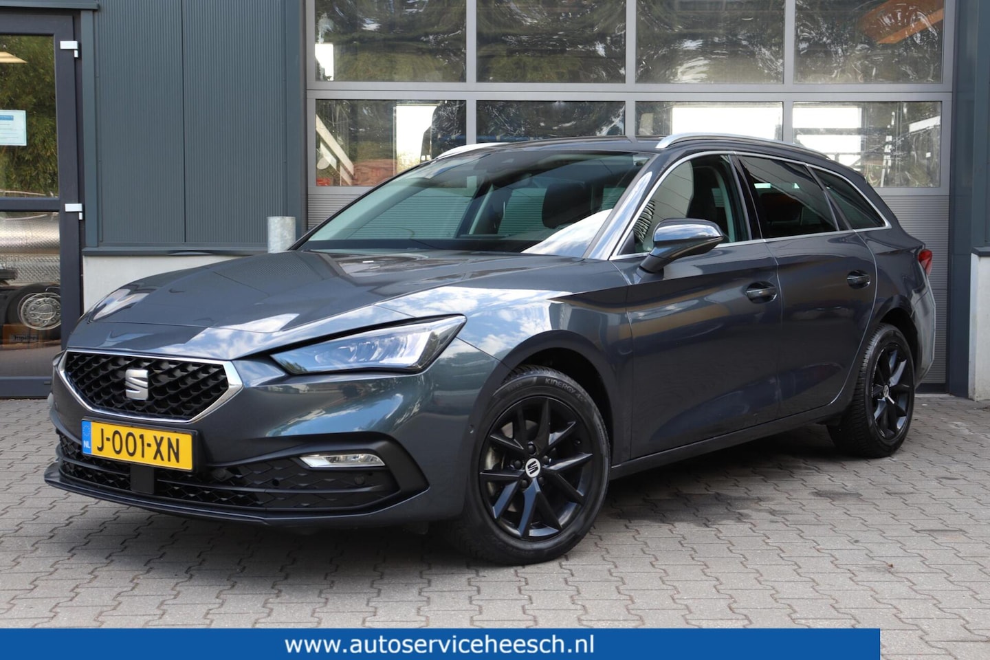 SEAT Leon Sportstourer - 1.5 TSI l NAVI l VIRTUAL COCKPIT l STUURVERWARMING l STOELVERWARMING l CAMERA l PDC - AutoWereld.nl