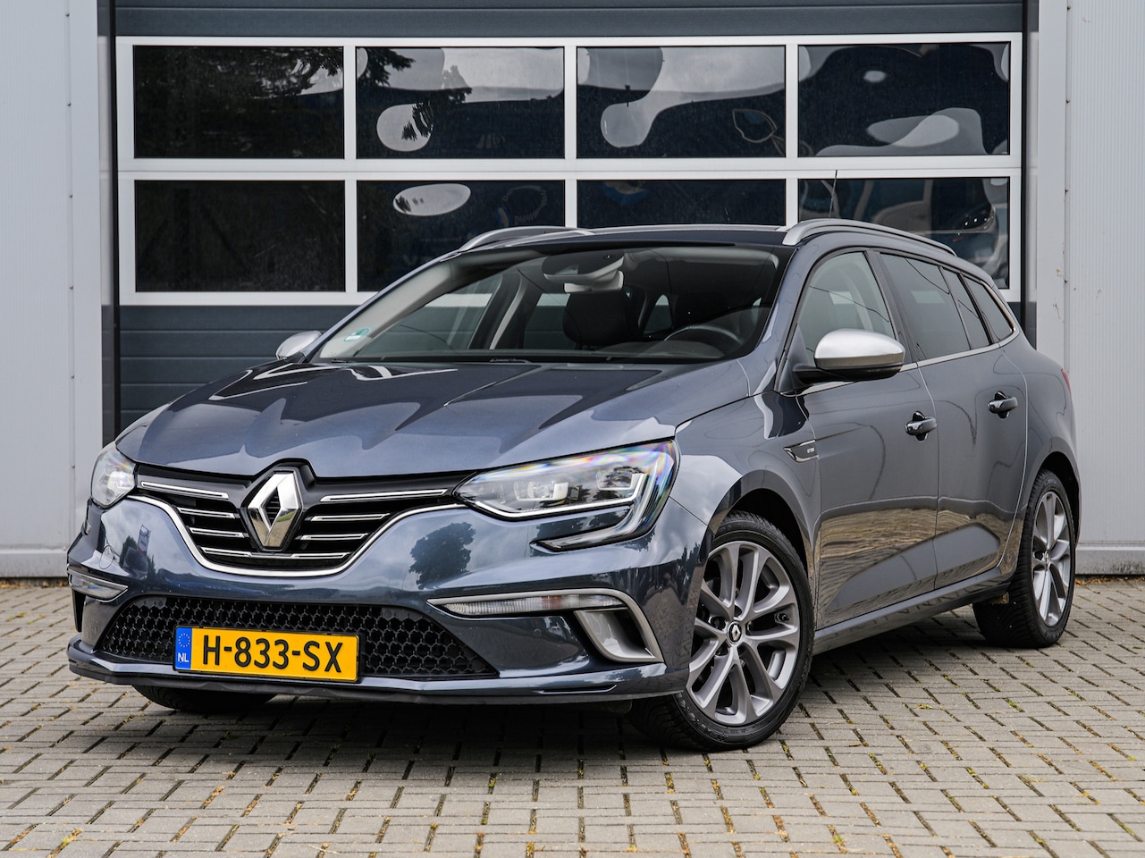 Renault Mégane Estate - 1.2 TCe GT-Line | Full LED | Keyless | Camera | 360 PDC | Climate control | Trekhaak | Led - AutoWereld.nl