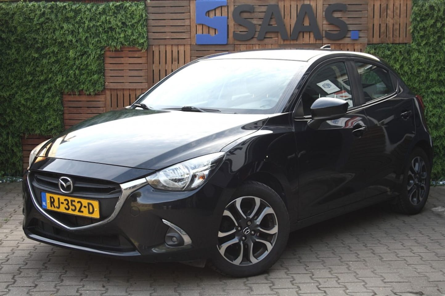 Mazda 2 - 1.5 Skyactive-G Dynamic+ / NAP / 1ste Eig. / Cruise - AutoWereld.nl