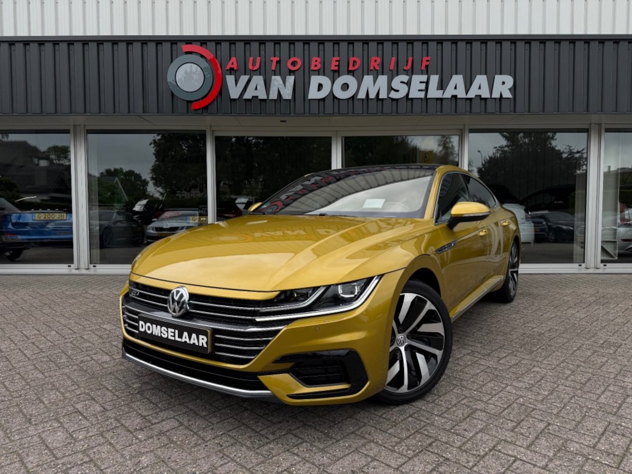 Volkswagen Arteon - 2.0 TSI Business R - NL Auto Leder Pano Navi 19inch LMV - AutoWereld.nl