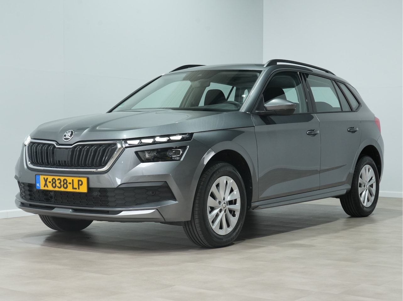 Skoda Kamiq - 1.0 TSI Business Ed. | Trekhaak | Keyless | Full-LED | Camera 15 - AutoWereld.nl