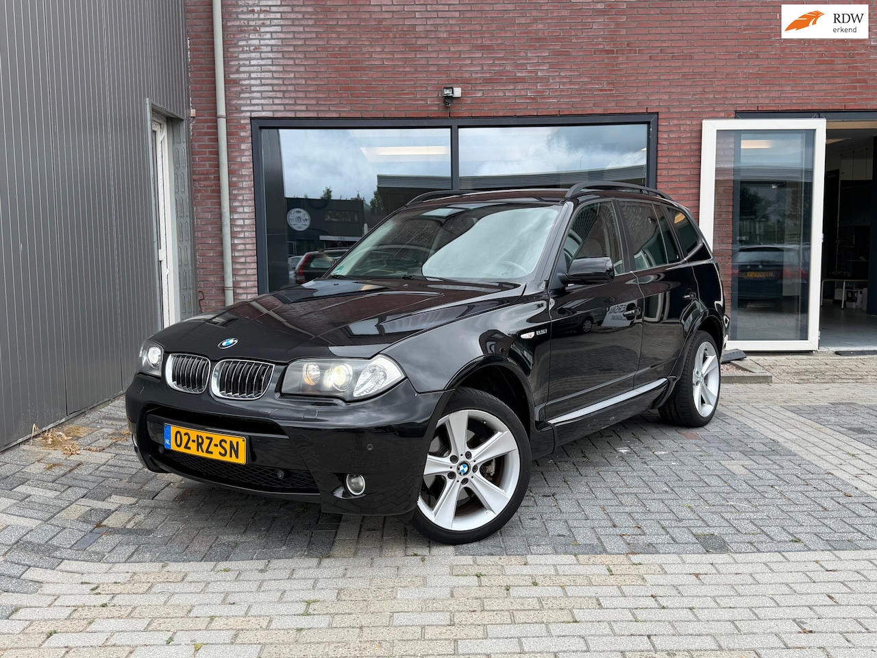 BMW X3 - 2.5i High Executive | 05-2027 APK | AUTM | Trekhaak | Cruise | Clima | Leer | Stoelverwarm - AutoWereld.nl