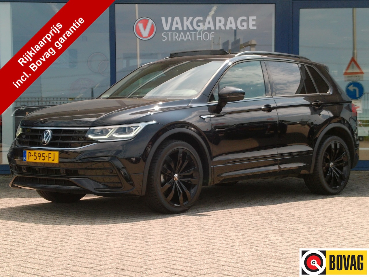 Volkswagen Tiguan - 1.5 TSI R-Line Business 1.5 TSI R-Line Business+, Automaat / Schuifdak / Carplay + Android Auto / Virtual Cockpit - AutoWereld.nl