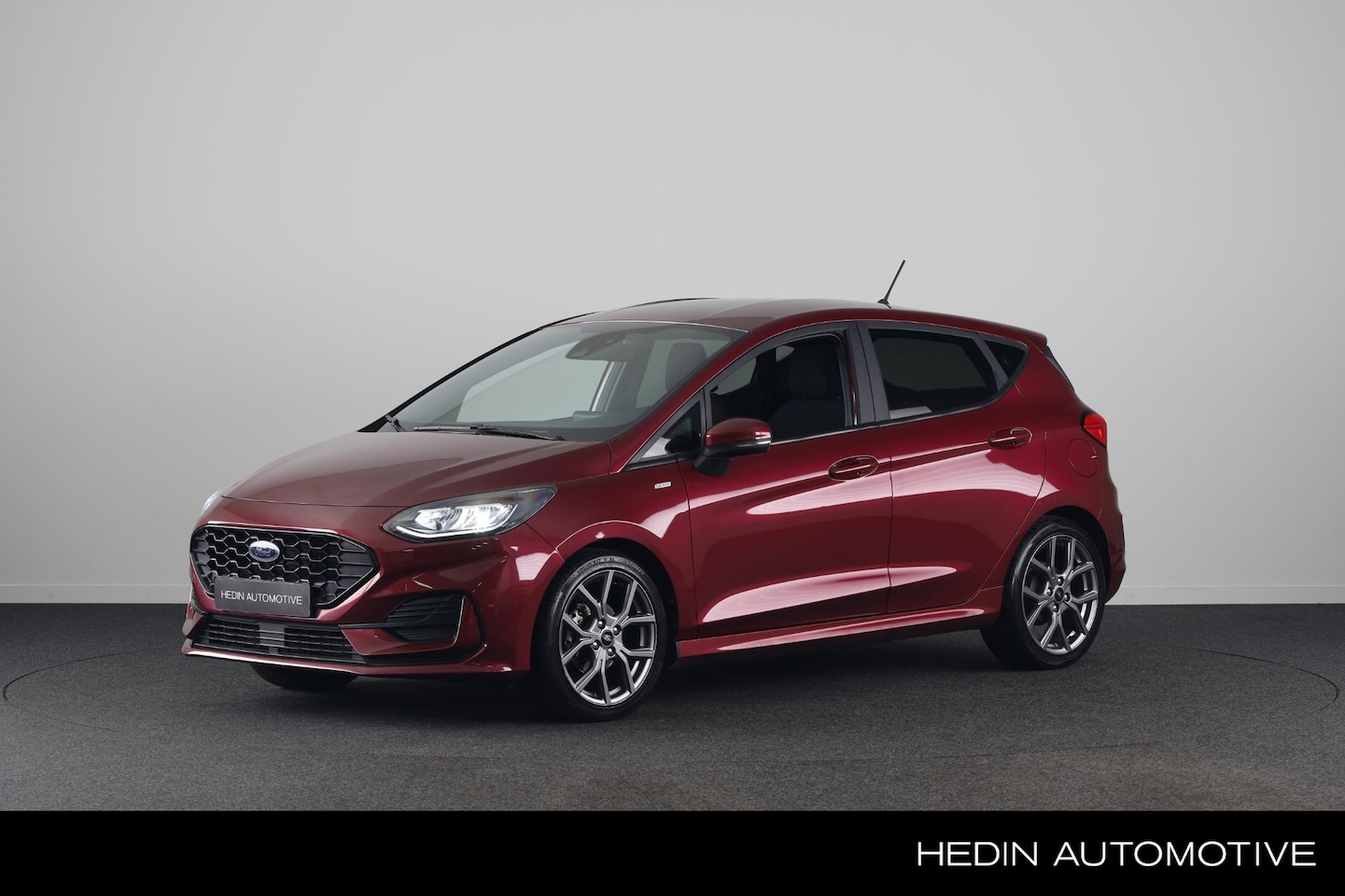 Ford Fiesta - 1.0 EcoBoost Hybrid ST-Line | Winter Pack | LED | Privacy glass | Carplay - AutoWereld.nl