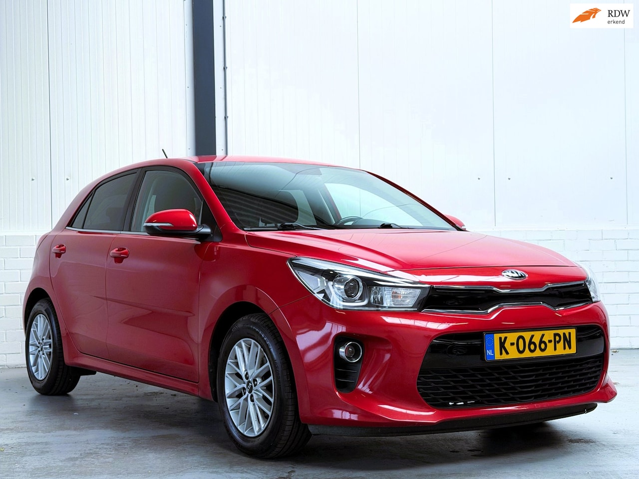 Kia Rio - 1.2 CVVT ComfortPlusLine Navigator|Camera|Trekhaak - AutoWereld.nl