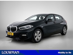 BMW 1-serie - 118i Executive Edition | Trekhaak | Virtual Cockpit | Adaptieve cruise | Premium sound |