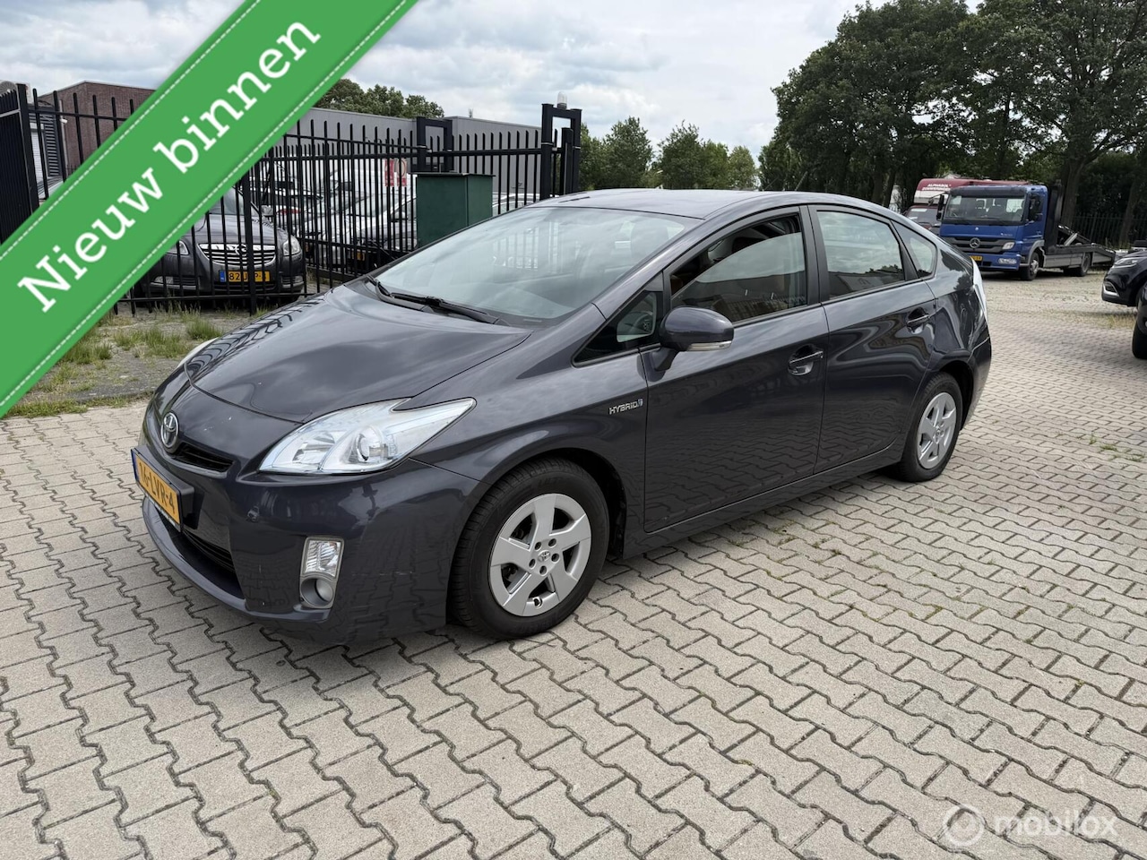 Toyota Prius - 1.8 Comfort jbl leer navi - AutoWereld.nl