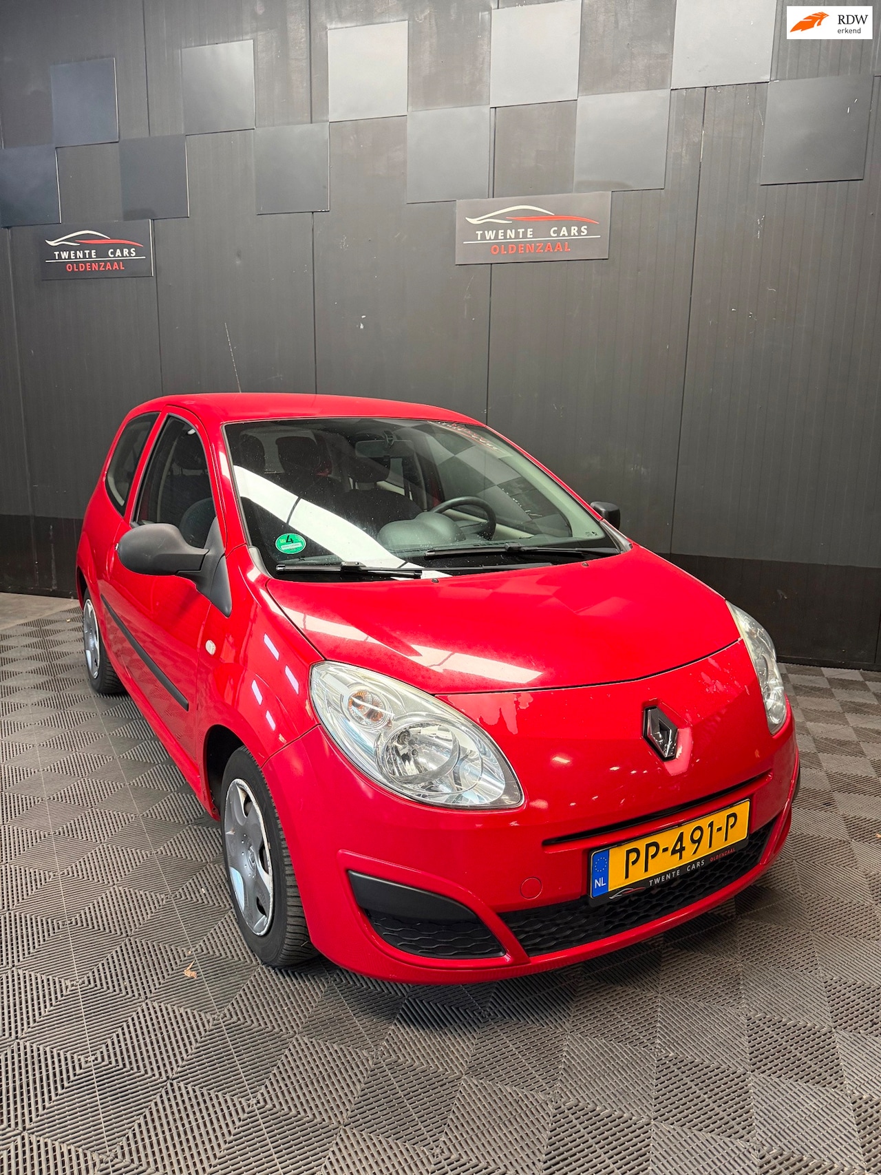 Renault Twingo - 1.2 Acces 1.2 Acces | Nieuwe APK | - AutoWereld.nl