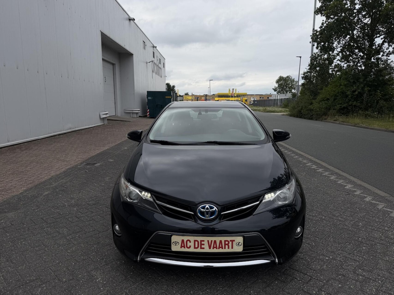 Toyota Auris - 1.8 Hybrid Dynamic - CLIMA/LED/CRUISE/NAP - AutoWereld.nl