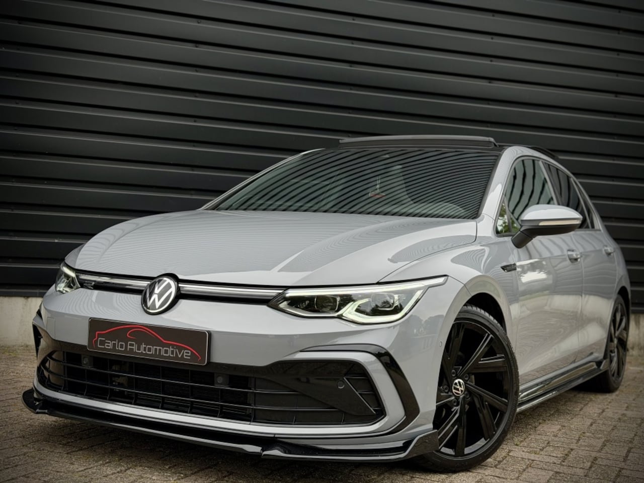 Volkswagen Golf - 1.5 eTSI R-Line PANO|H/K|IQ LIGHT|ACC|DCC|SFEER - AutoWereld.nl